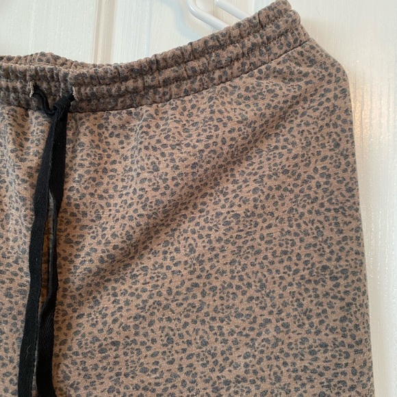 Leopard print track pants - Picture 4 of 5